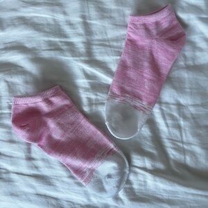 Sold- Pink and white ankle socks 🩷